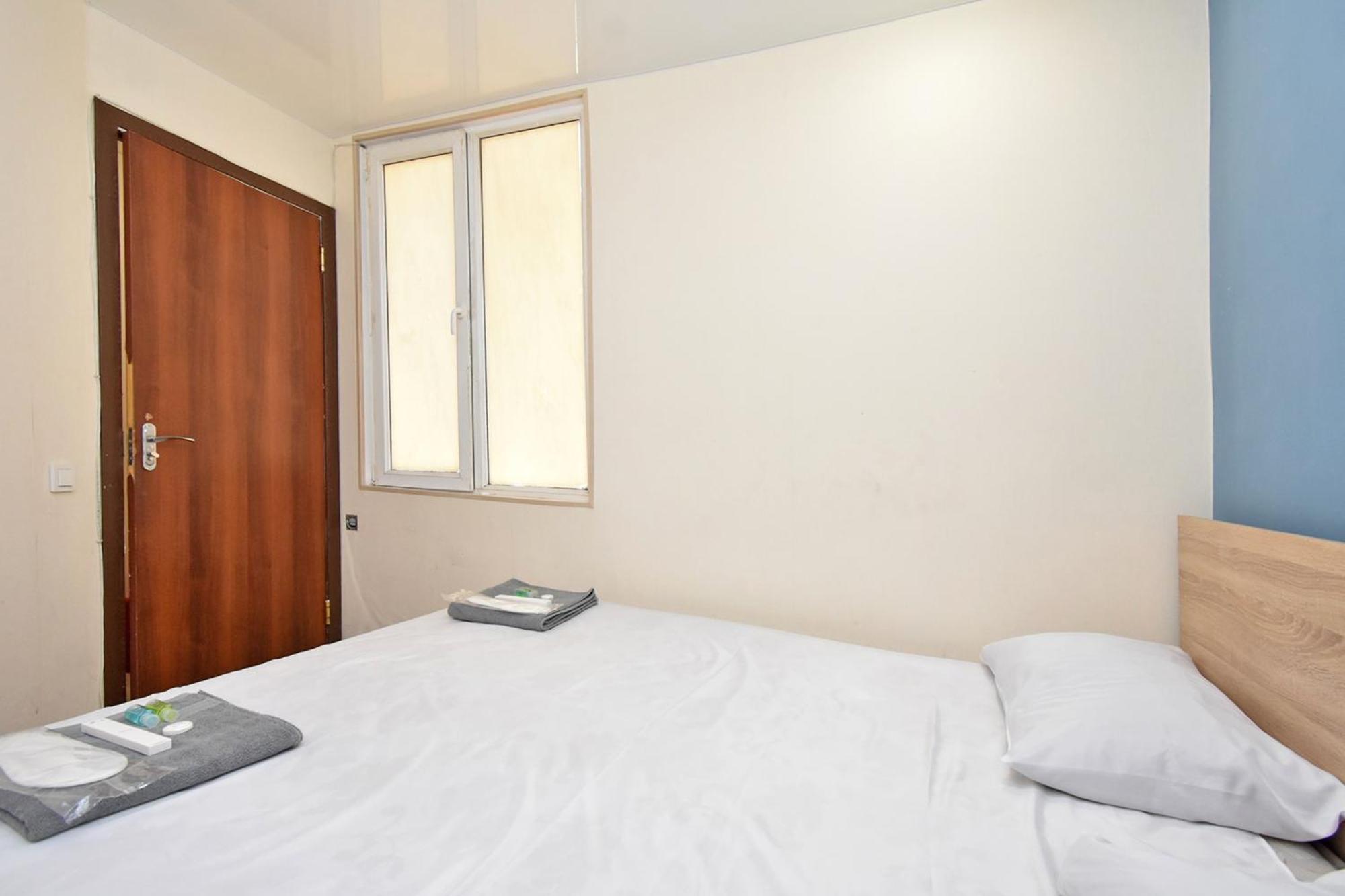 Aaaa Hotel Jereván Kültér fotó